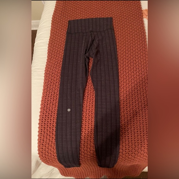 Lululemon Align Leggings! - Picture 1 of 2
